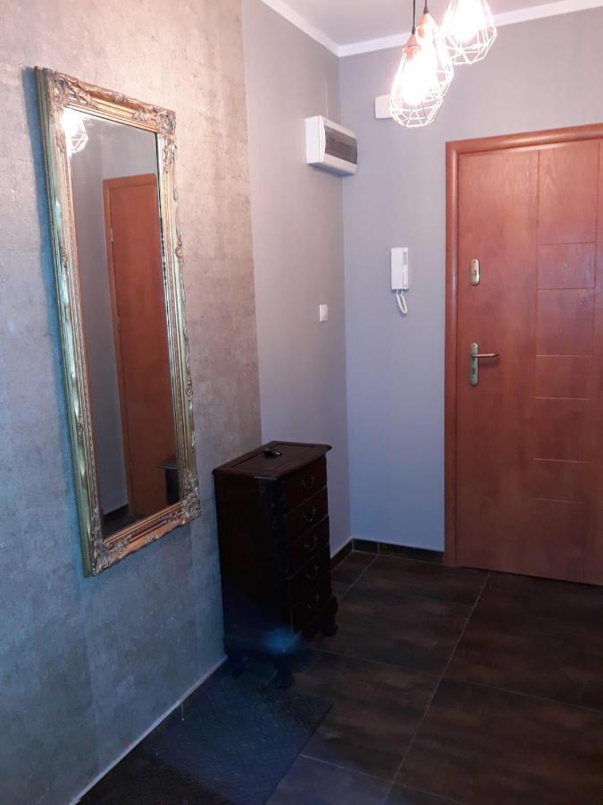 Przy Centrum Apartment Jelenia Gora Exterior photo